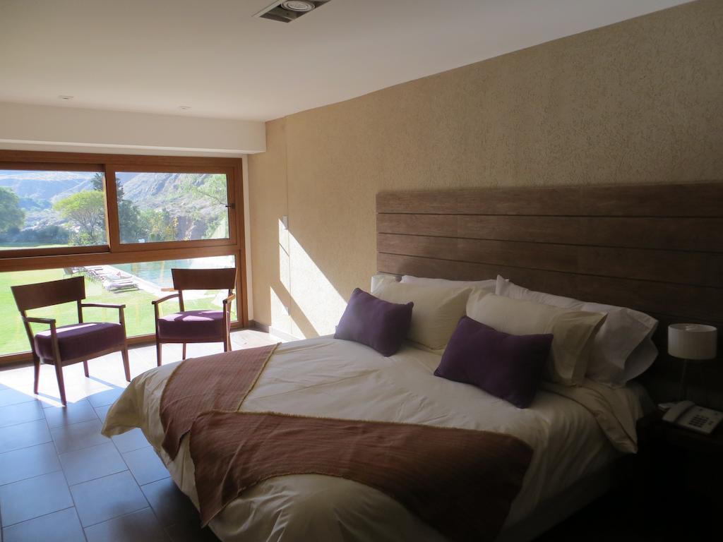 Hotel & Spa Termas Cacheuta Room photo